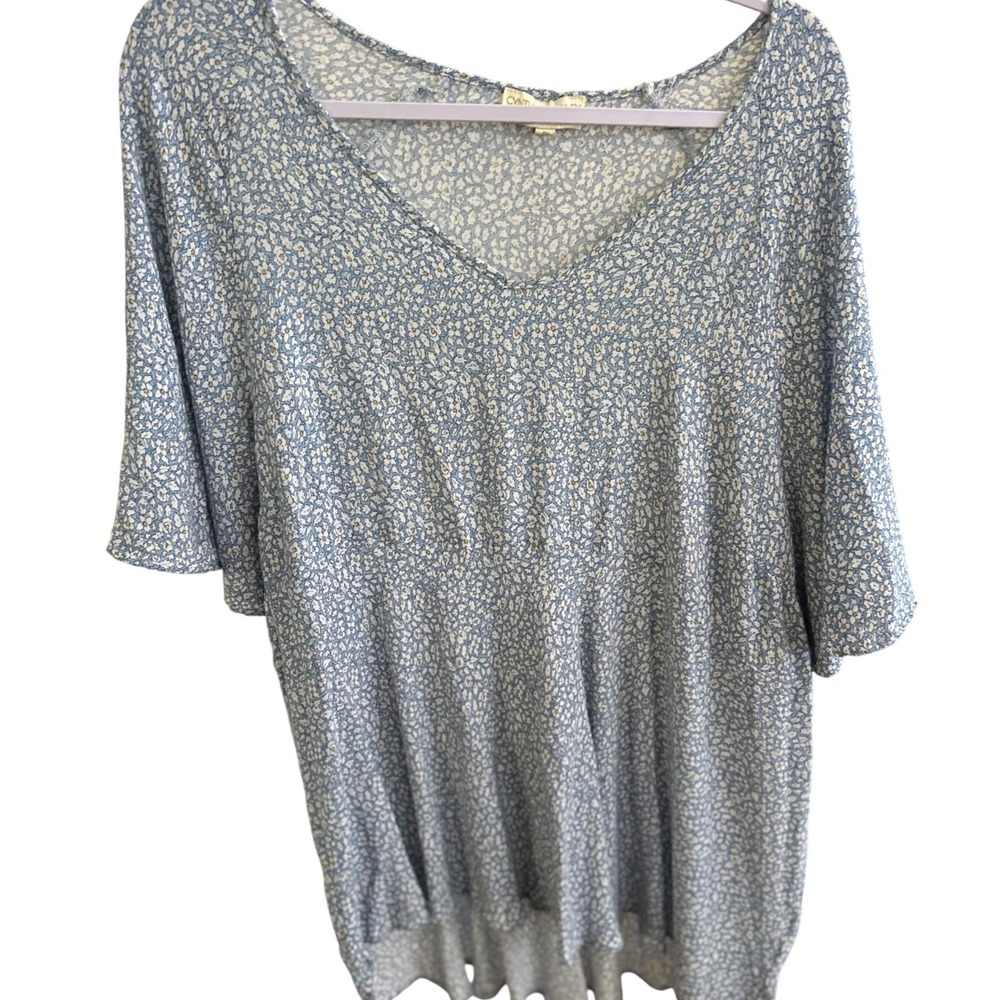 Cynthia Rowley Floral Print Tunic Top Blue White‎ V Neck Casual Blouse